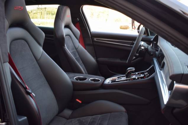 PORSCHE PANAMERA SPORT TURISMO GTS 4.0 V8 460 CV 15