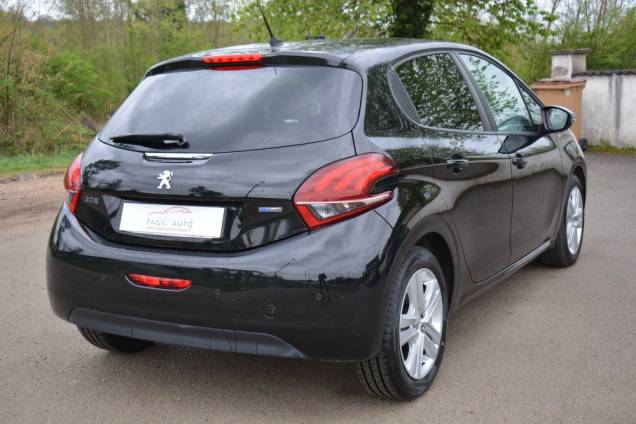 PEUGEOT 208 STYLE 1.2 82 CV 5 PORTES / 51900 KMS 4