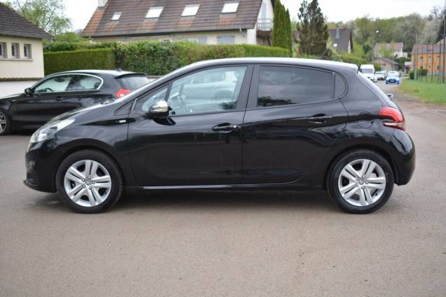 PEUGEOT 208 STYLE 1.2 82 CV 5 PORTES / 51900 KMS 7