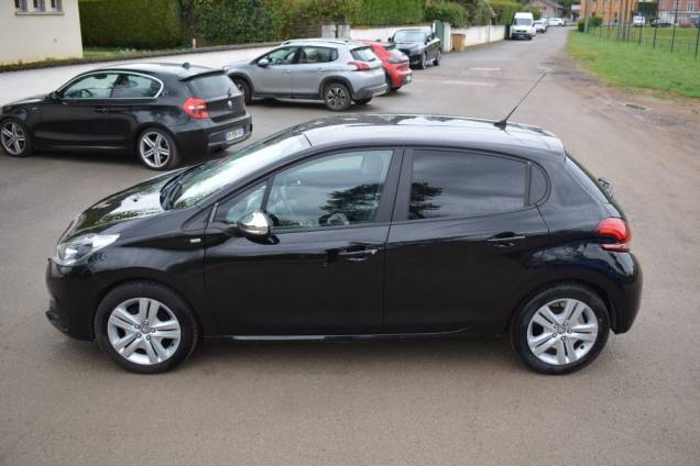 PEUGEOT 208 STYLE 1.2 82 CV 5 PORTES / 51900 KMS 8