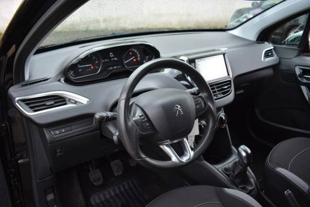 PEUGEOT 208 STYLE 1.2 82 CV 5 PORTES / 51900 KMS 15
