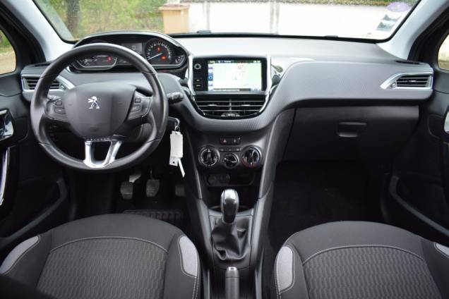 PEUGEOT 208 STYLE 1.2 82 CV 5 PORTES / 51900 KMS 16