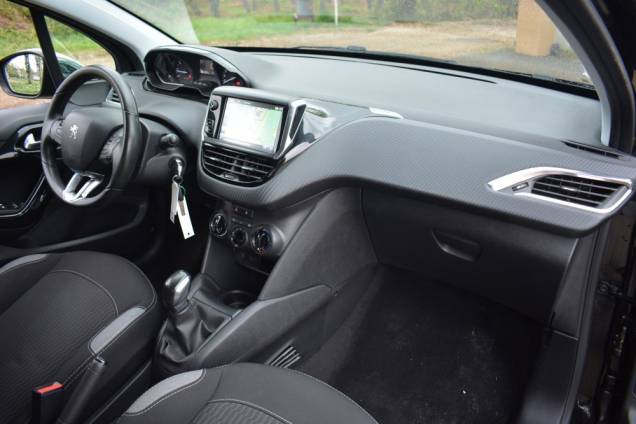 PEUGEOT 208 STYLE 1.2 82 CV 5 PORTES / 51900 KMS 17