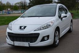 PEUGEOT 207 1.6 HDI 92 CV / TOIT PANORAMIQUE / 1ère MAIN / 73500 KMS