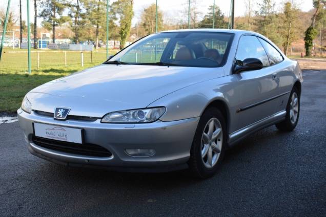 LOT DE DEUX PEUGEOT 406 COUPE V6  6