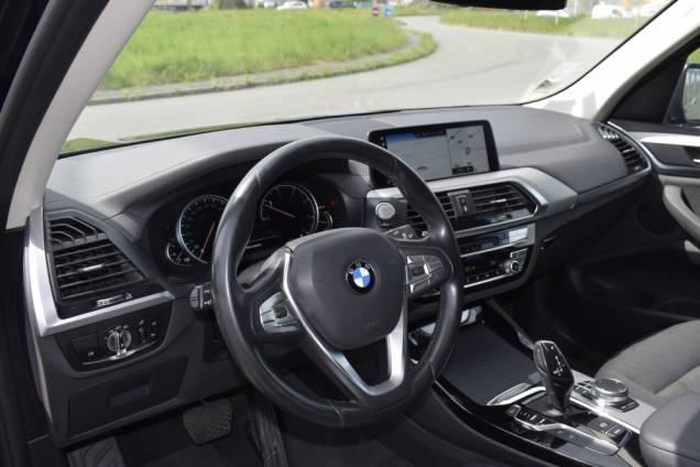 BMW X3 BUSINESS DESIGN 18 DA 150 CV SDRIVE 8