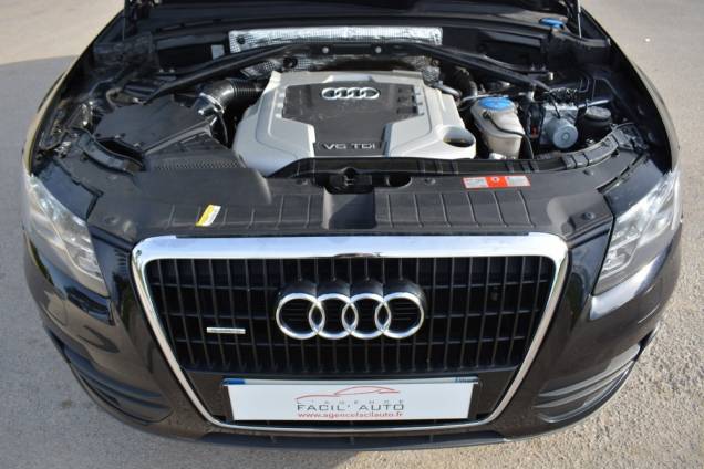 AUDI Q5 QUATTRO S-LINE 3.0 TDI V6 240 CV 9