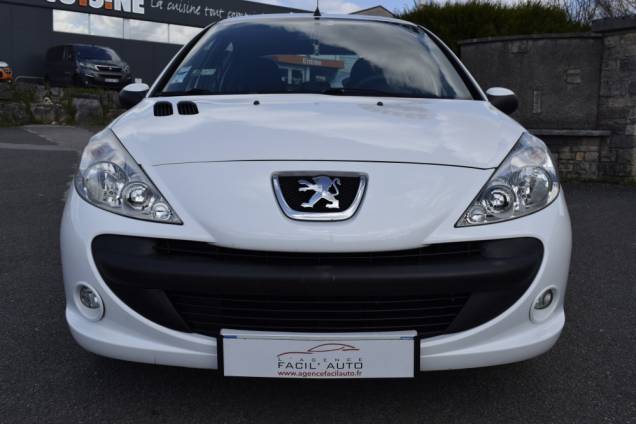 PEUGEOT 206 + 1.4 75CV BVM 5 PORTES CLIM 8