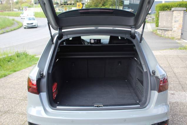 AUDI A4 AVANT S EDITION 2.0 TDI 204 CV MILD HYBRID QUATTRO S-TRONIC 7 / ORIGINE FRANCE 16