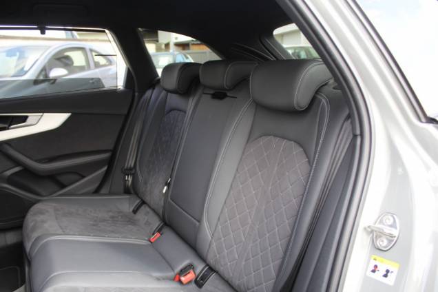AUDI A4 AVANT S EDITION 2.0 TDI 204 CV MILD HYBRID QUATTRO S-TRONIC 7 / ORIGINE FRANCE 14