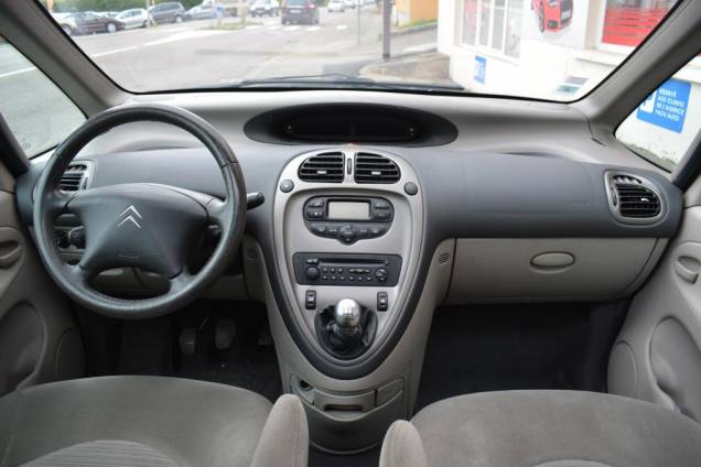 CITROEN XSARA PICASSO 2.0 HDI 90 CV / 1ere MAIN / TOIT OUVRANT PANORAMIQUE 14