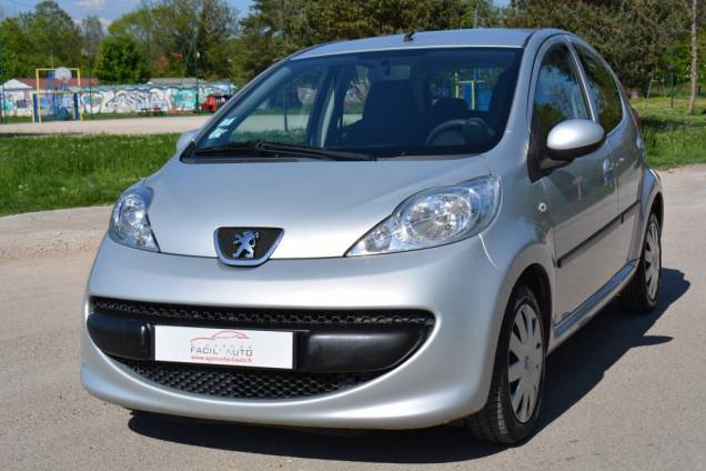 PEUGEOT 107 5 PORTES 1.0 68 CV / BOITE AUTOMATIQUE / CLIMATISATION 1