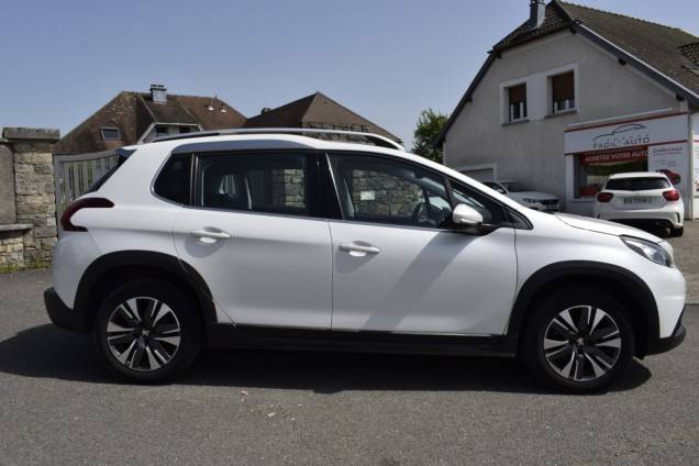 PEUGEOT 2008 ALLURE 110 CV BVM  6