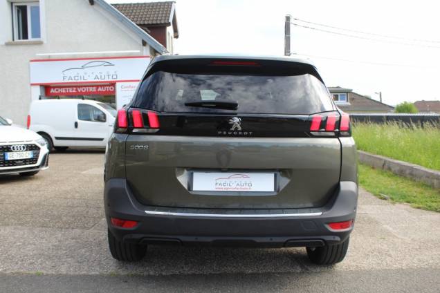 PEUGEOT 5008 ALLURE 2.0 BLUEHDI 180 CV EAT8 / TOIT OUVRANT PANORAMIQUE 7