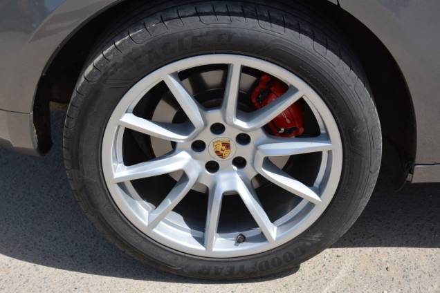 PORSCHE MACAN 3.6 TURBO 400 CV PDK 7 / TOIT OUVRANT PANORAMIQUE / BOSE 12