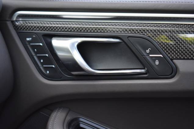 PORSCHE MACAN 3.6 TURBO 400 CV PDK 7 / TOIT OUVRANT PANORAMIQUE / BOSE 36