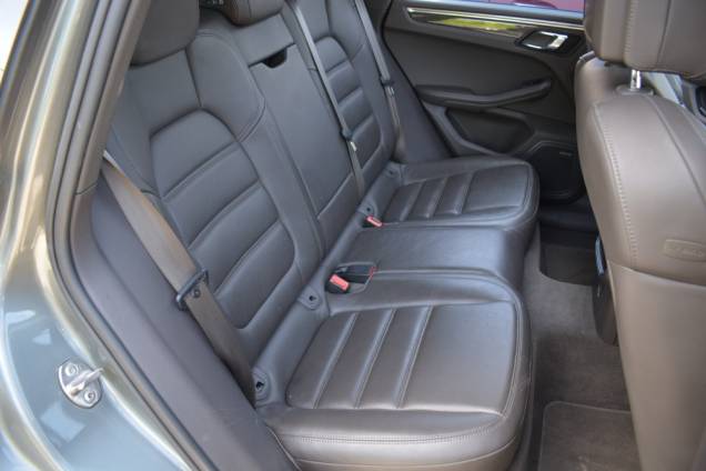 PORSCHE MACAN 3.6 TURBO 400 CV PDK 7 / TOIT OUVRANT PANORAMIQUE / BOSE 23