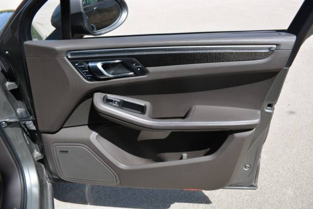 PORSCHE MACAN 3.6 TURBO 400 CV PDK 7 / TOIT OUVRANT PANORAMIQUE / BOSE 35