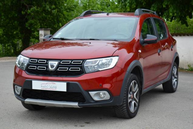 DACIA SANDERO STEPWAY EDITION SPECIALE TECHROAD TCE 90 CV / 1ere MAIN /  29800 KMS / SUIVI COMPLET 1