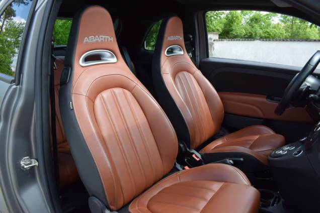 ABARTH 595 TURISMO 70TH ANNIVERSAIRE 1.4 TURBO T-JET 165 CV BVA 13