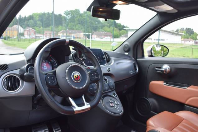 ABARTH 595 TURISMO 70TH ANNIVERSAIRE 1.4 TURBO T-JET 165 CV BVA 12