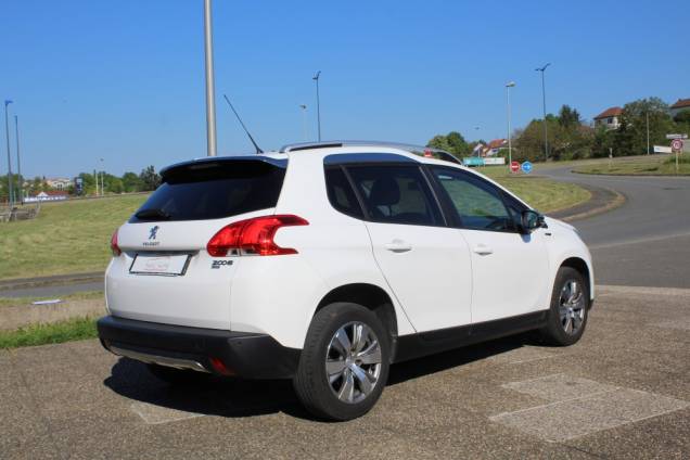 PEUGEOT 2008 STYLE 1.6 HDI 92 CV BVM5 / 1ER MAIN / ORIGINE FRANCE 6