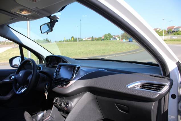 PEUGEOT 2008 STYLE 1.6 HDI 92 CV BVM5 / 1ER MAIN / ORIGINE FRANCE 10