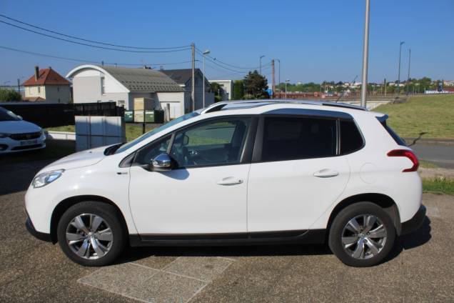 PEUGEOT 2008 STYLE 1.6 HDI 92 CV BVM5 / 1ER MAIN / ORIGINE FRANCE 4