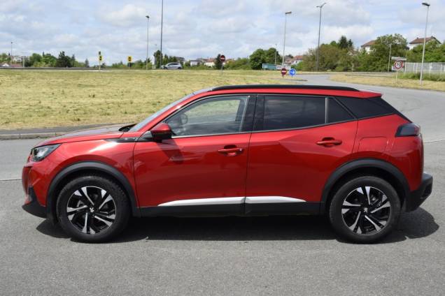 PEUGEOT 2008 ALLURE HDI 110 CV BVM 6