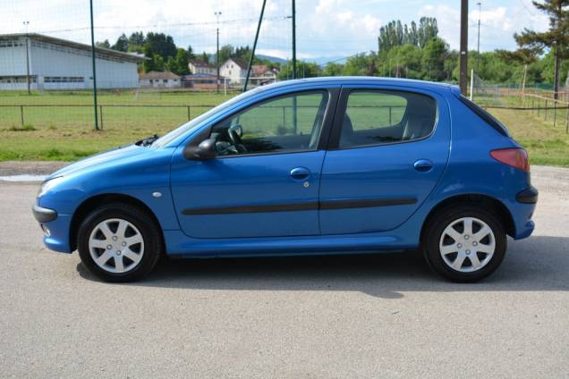 PEUGEOT 206 1.4 75 CV 5 PORTES / BOITE AUTOMATIQUE / 65900 KMS 7