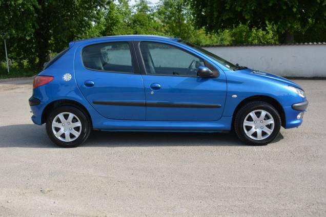 PEUGEOT 206 1.4 75 CV 5 PORTES / BOITE AUTOMATIQUE / 65900 KMS 9