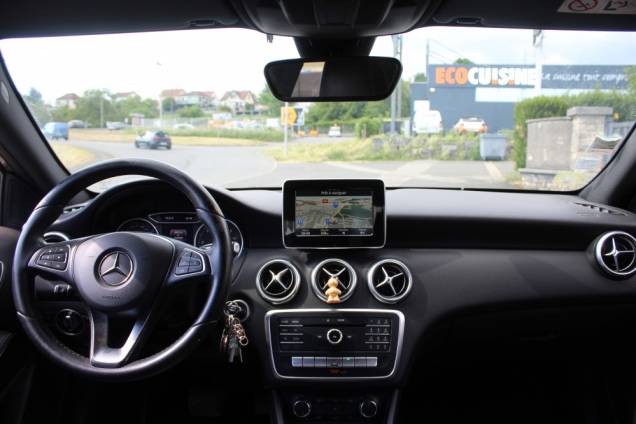 MERCEDES BENZ CLASSE A 200 INSPIRATION 136 CV 7G-DCT / ORIGINE FRANCE 8