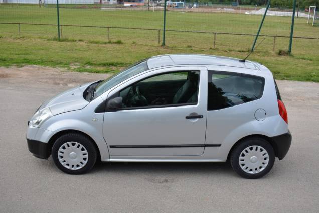 CITROEN C2 1.1 60 CV 8