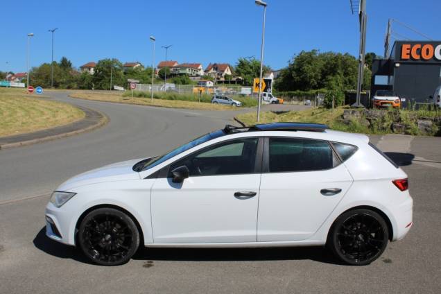 SEAT LEON FR 2.0 TDI 184 CV BVM6 / 1ER MAIN / TOIT OUVRANT 4