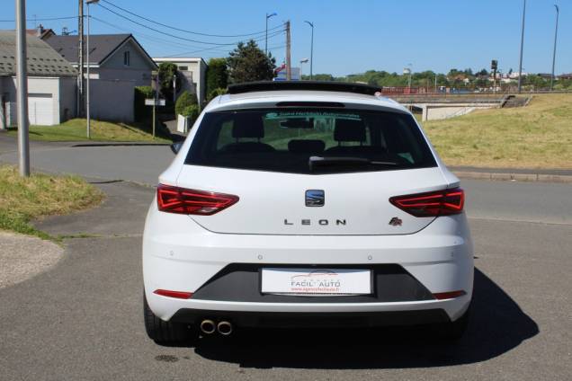 SEAT LEON FR 2.0 TDI 184 CV BVM6 / 1ER MAIN / TOIT OUVRANT 8
