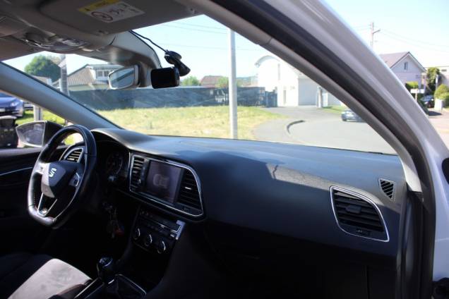 SEAT LEON FR 2.0 TDI 184 CV BVM6 / 1ER MAIN / TOIT OUVRANT 10