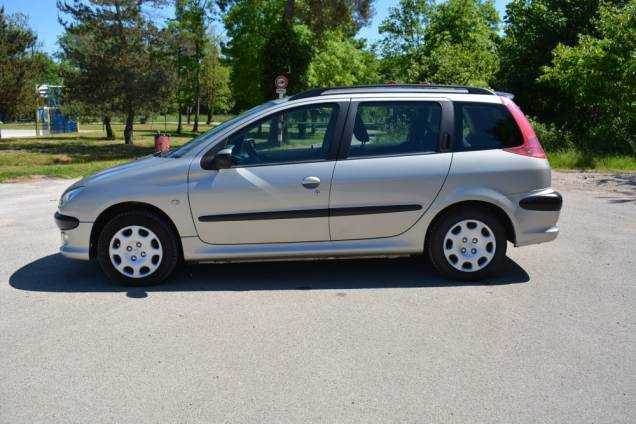 PEUGEOT 206 SW 1.4 75 CV / 59500 KMS  7