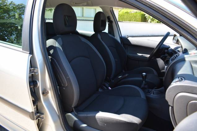 PEUGEOT 206 SW 1.4 75 CV / 59500 KMS  12