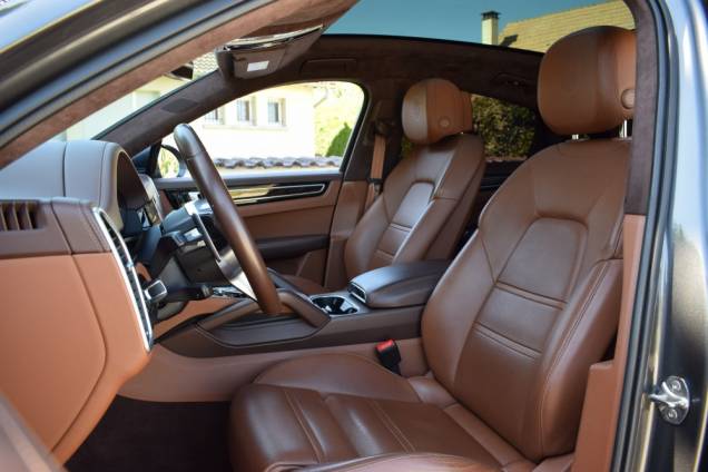 PORSCHE CAYENNE COUPE E-HYBRID 3.0 V6 462 CV 15