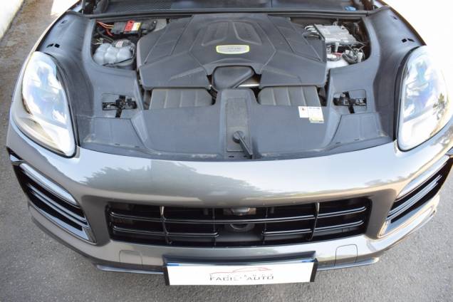PORSCHE CAYENNE COUPE E-HYBRID 3.0 V6 462 CV 21