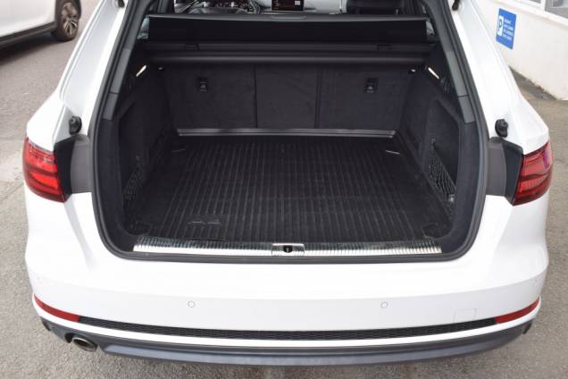 AUDI A4 AVANT S LINE 2.0 TDI 150 CV S-TRONIC 7 16