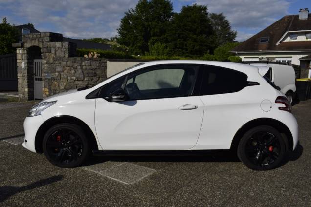 PEUGEOT 208 GTI 200 CV BVM6 3
