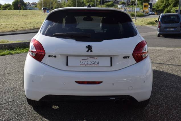 PEUGEOT 208 GTI 200 CV BVM6 5