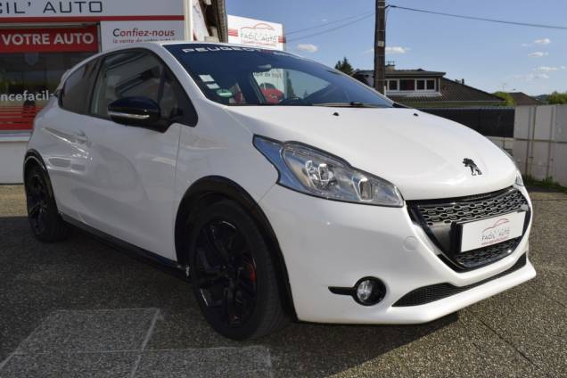 PEUGEOT 208 GTI 200 CV BVM6 9