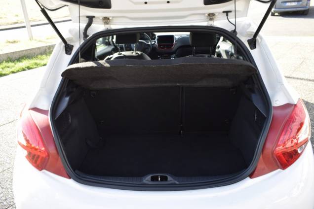 PEUGEOT 208 GTI 200 CV BVM6 11