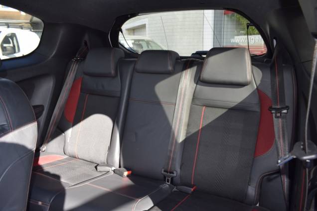 PEUGEOT 208 GTI 200 CV BVM6 14