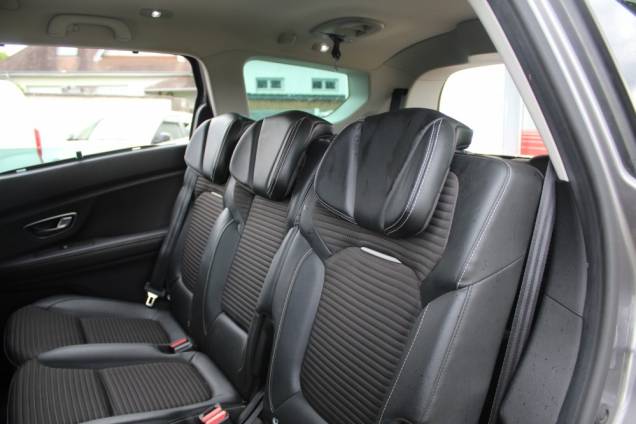 RENAULT GRAND SCENIC BOSE 1.6 DCI 160 CV EDC6 / 7 PLACES 14