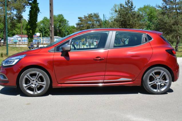 RENAULT CLIO IV GT LINE 1.5 DCI 90 CV / 63000 KMS / 1ere MAIN / SUIVI COMPLET 8