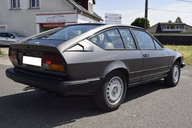 ALFA ROMEO GTV 2.0 130 CV BVM  7