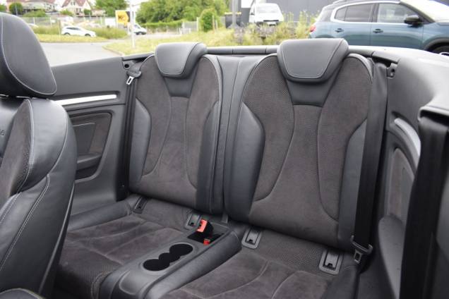 AUDI A3 CABRIOLET SLINE 2.0 TDI 150 CV STRONIC 10